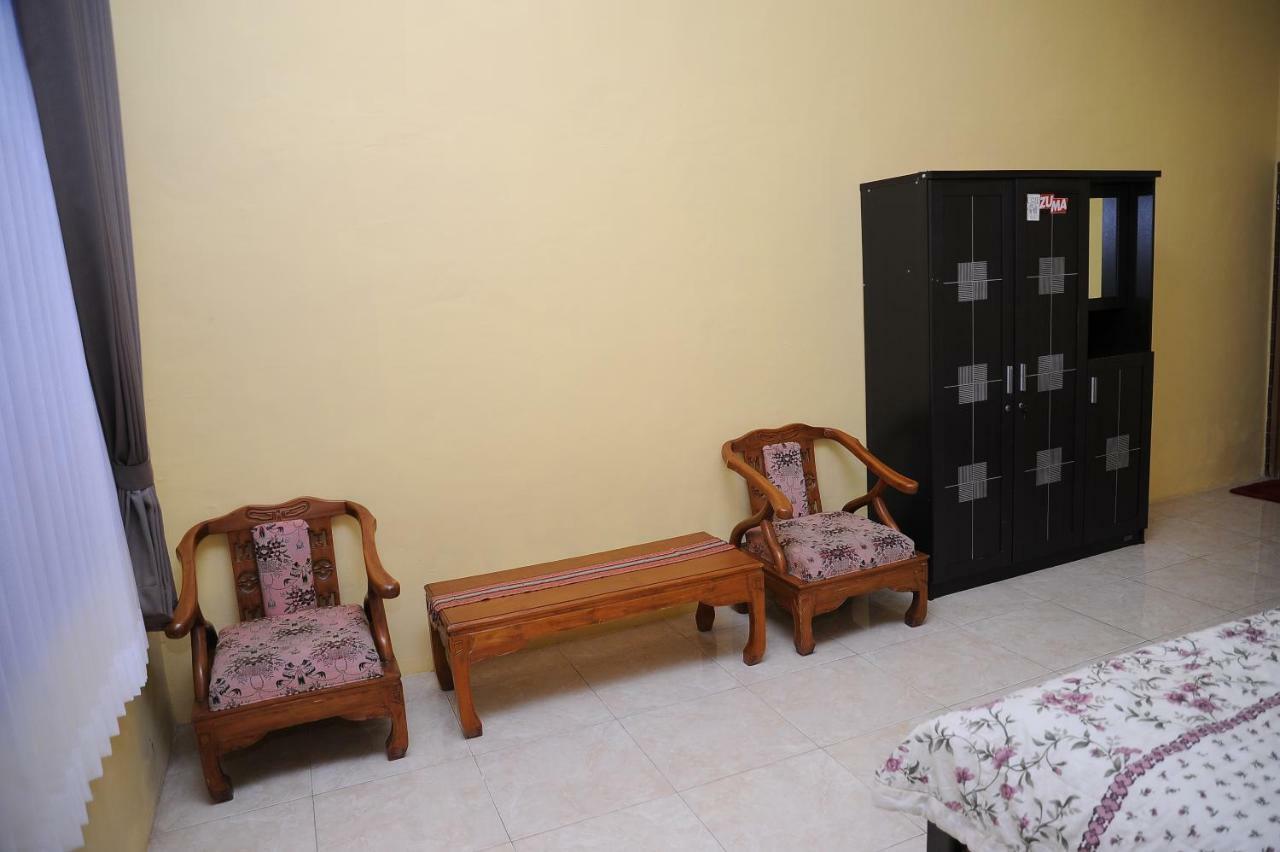 Rumah Eyang Guest House Banyuwangi  Exterior foto